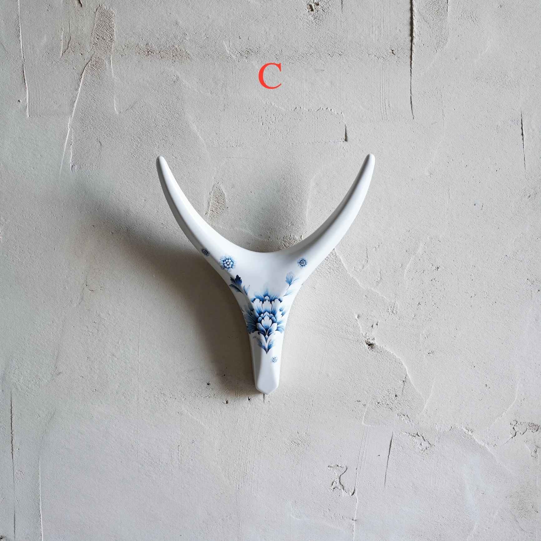 Blue & White Chinoiserie Porcelain Antler