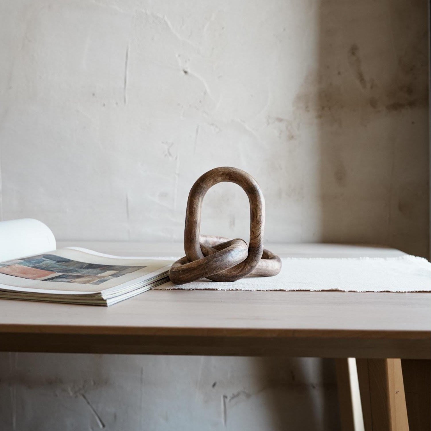 Marbled Stoneware Chain Link Sculpture – Handmade ceramic Art