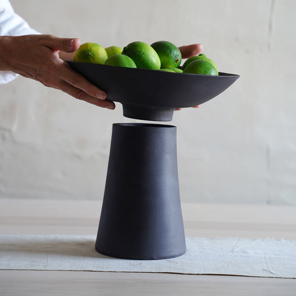 Two pieces pedestal bowl