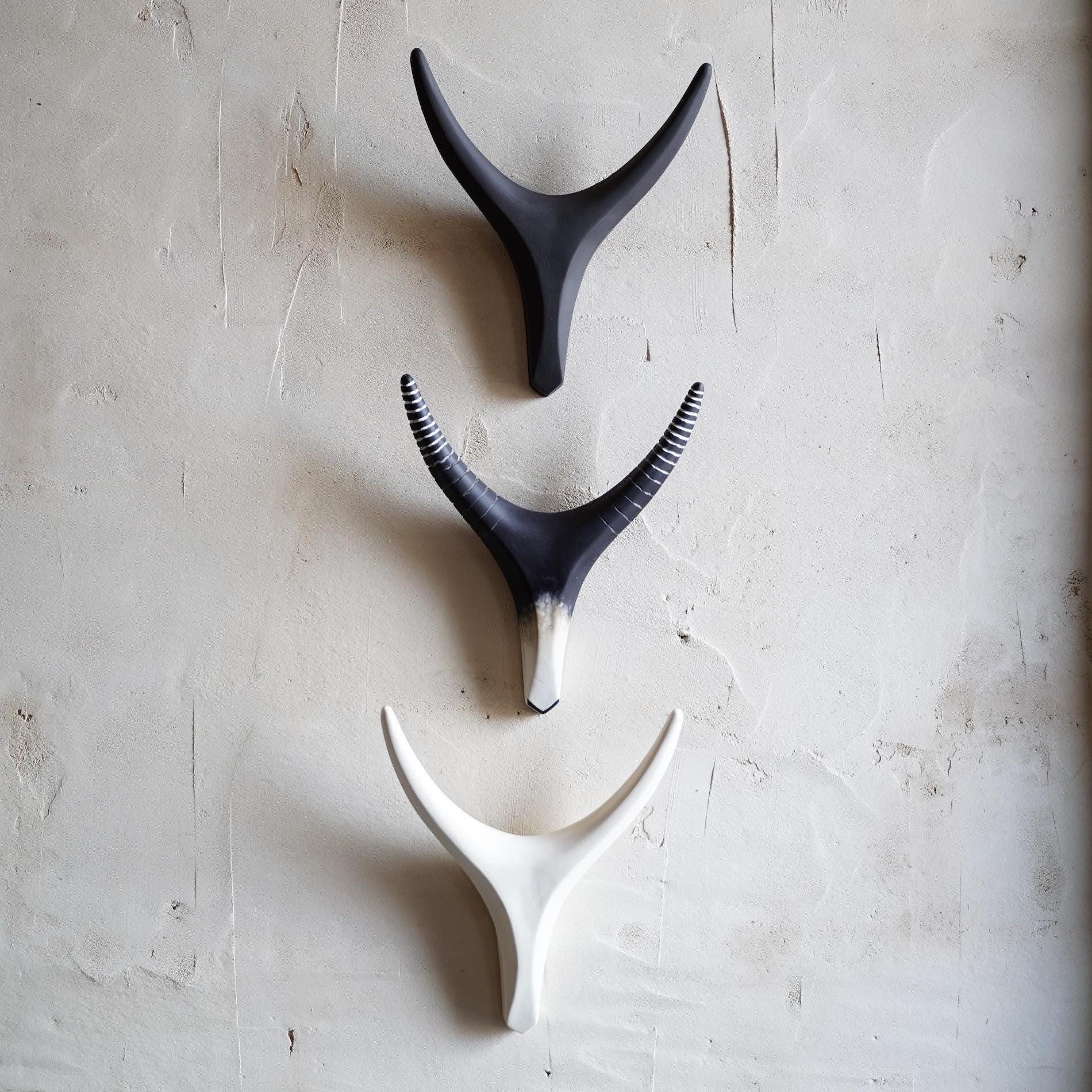 Ceramic Antler Wall Sculpture Set – Minimalist Gallery Art for Nature-Inspired Homes